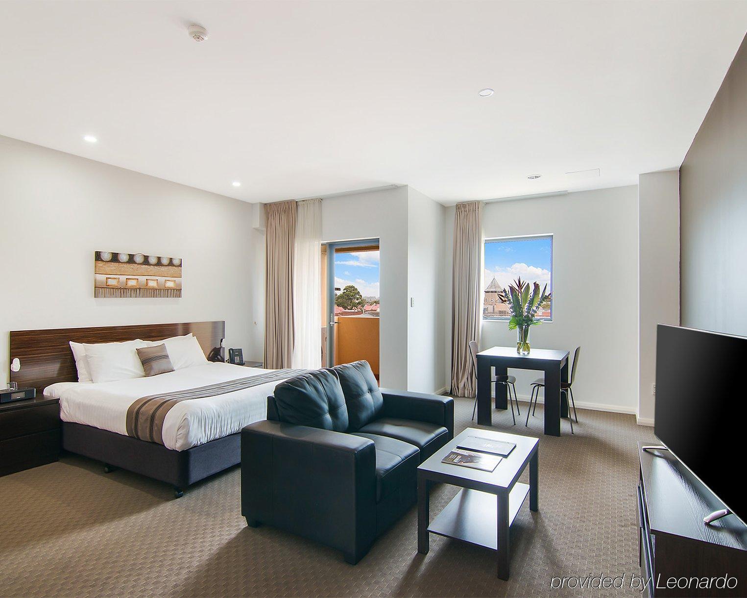 Boulevard On Beaumont 4*